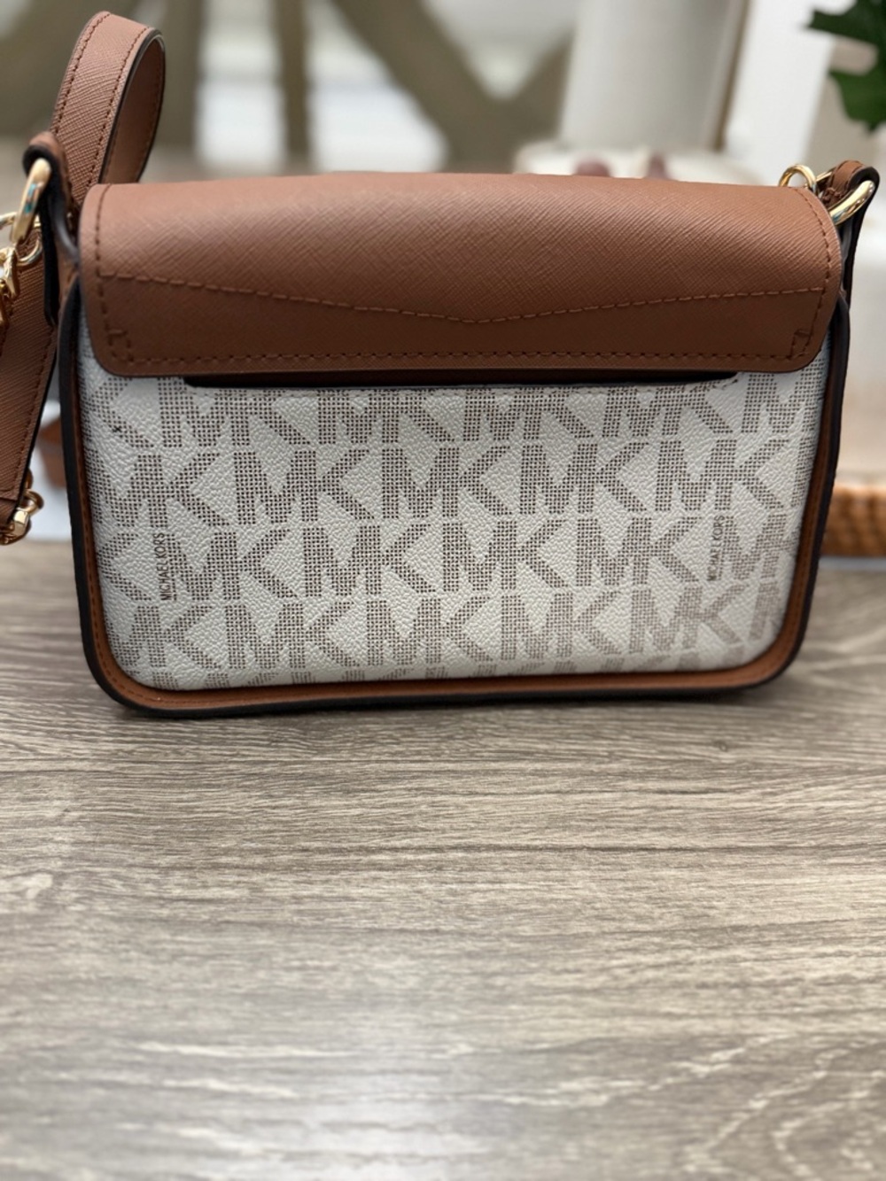 Michael Kors brown and white MK Logo Crossbody - Picture 5 of 8